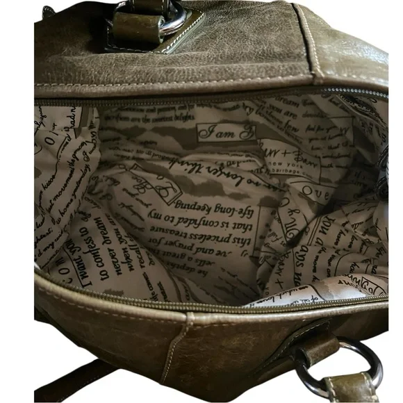 Barr & Barr Genuine Olive Green Leather Crossbody Shoulder Bag. Very subtle. - Picture 10 of 10
